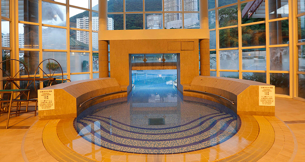 Hilltop Pools Jacuzzi Happy Valley Clubhouse Membership The Hong Kong Jockey Club Hilltop Pools Jacuzzi Happy Valley Clubhouse Membership The Hong Kong Jockey Club